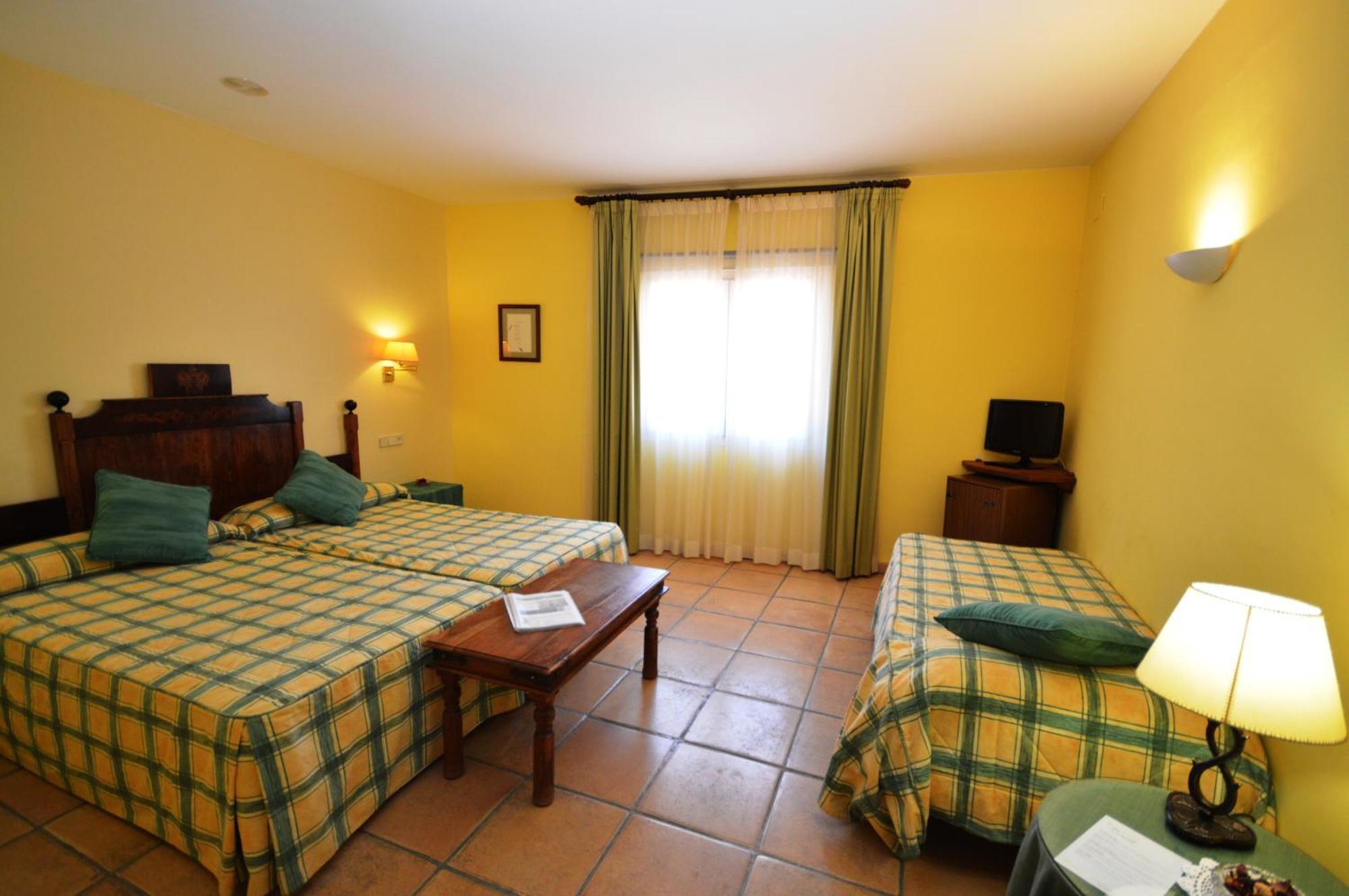Hotel Can Ceret Sant Pere Pescador Zimmer foto