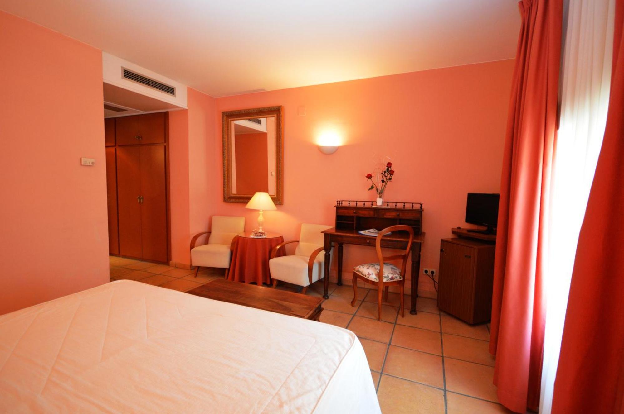 Hotel Can Ceret Sant Pere Pescador Zimmer foto
