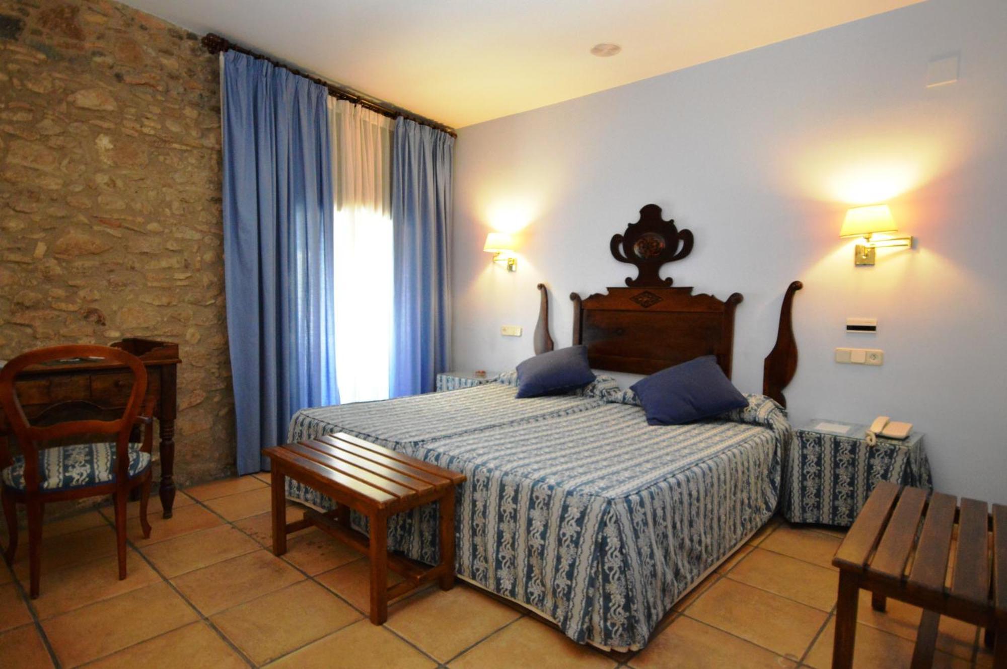 Hotel Can Ceret Sant Pere Pescador Zimmer foto