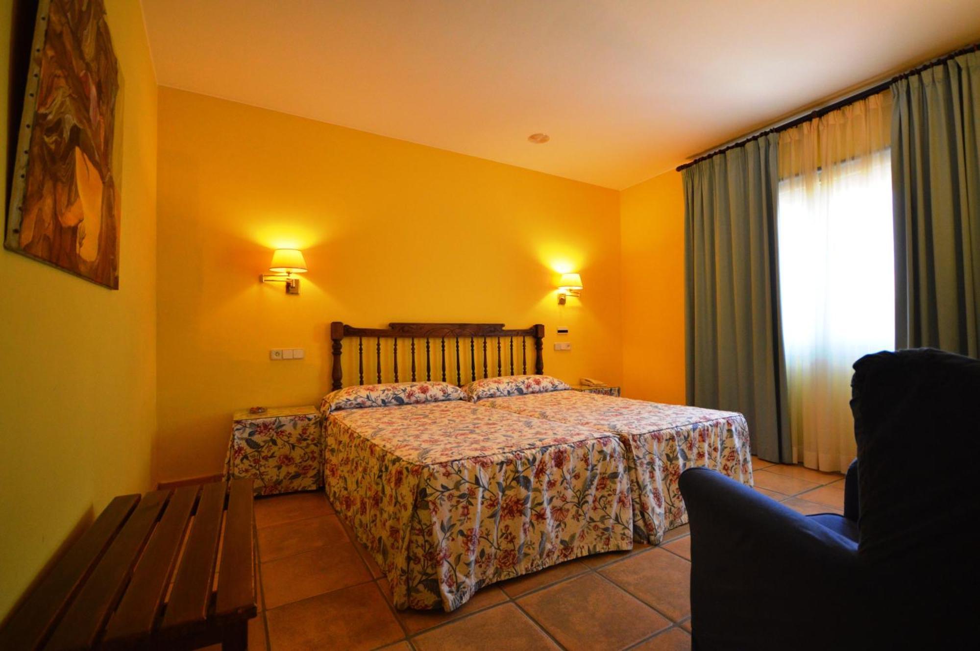 Hotel Can Ceret Sant Pere Pescador Exterior foto