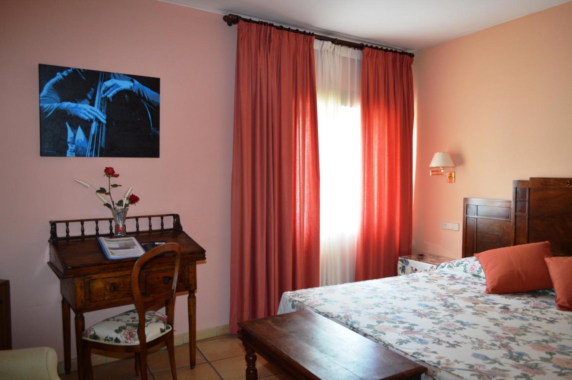 Hotel Can Ceret Sant Pere Pescador Zimmer foto